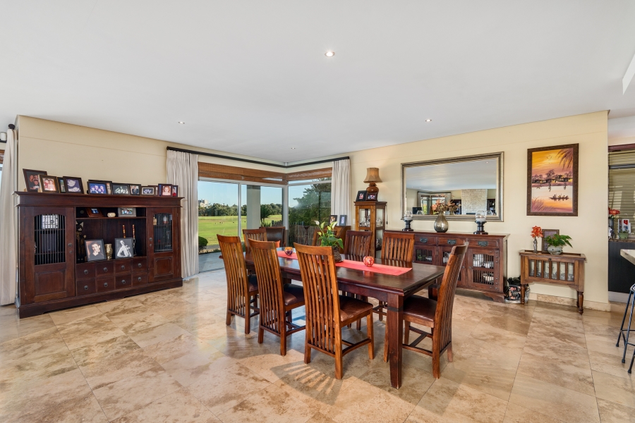 5 Bedroom Property for Sale in Sunset Links Western Cape